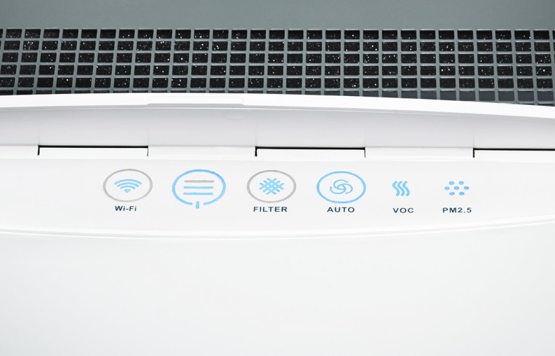 Panel i wylot powietrza oczyszczacza powietrza Blueair Classic 480i