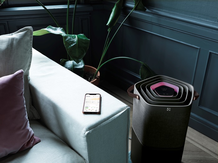 Oczyszczacz powietrza Electrolux Pure A9 wraz z aplikacją mobilną Electrolux Wellbeing, materialy producenta Electrolux