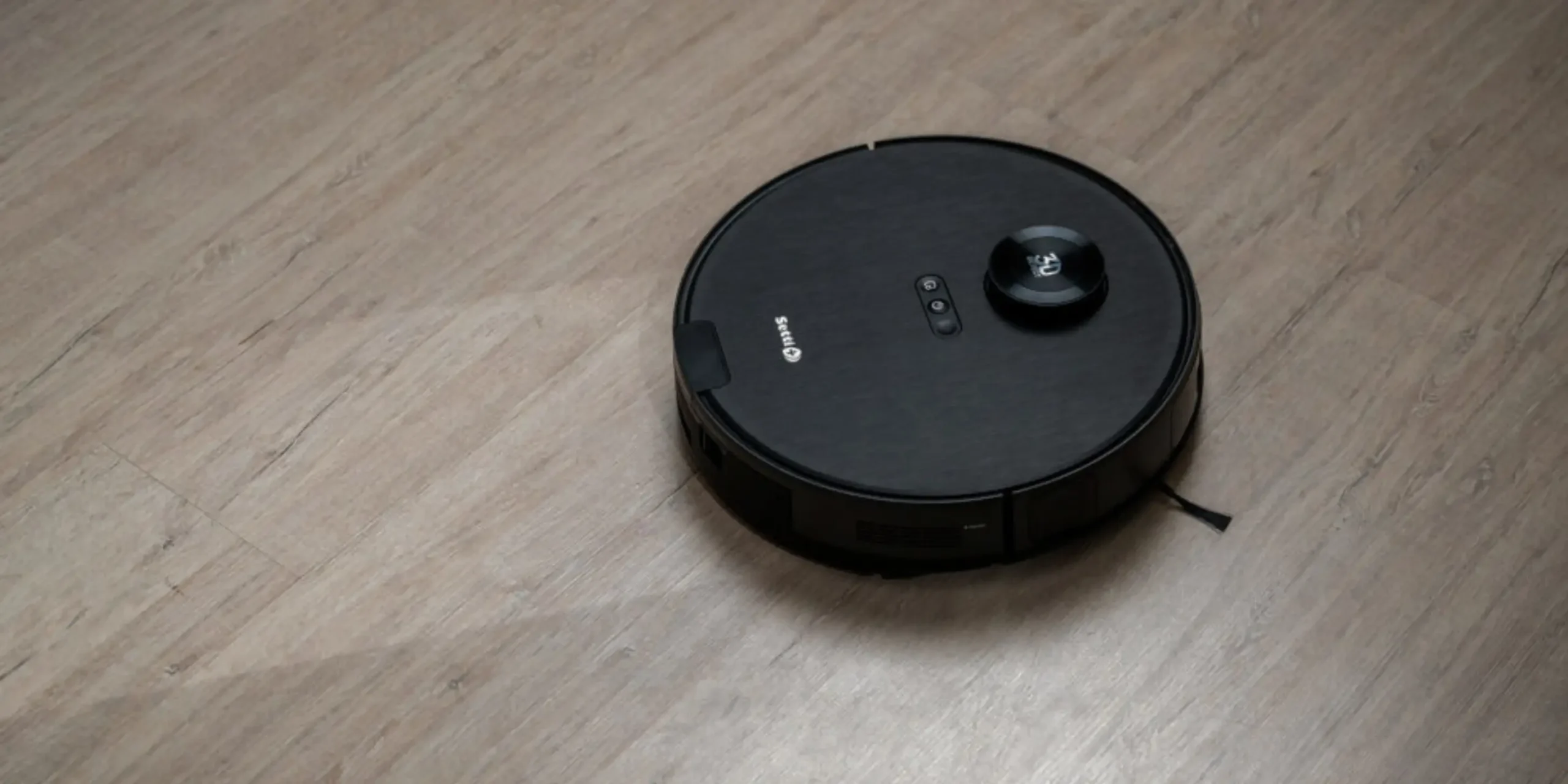 Robot sprzątający Setti+ RV950S. Czy warto go kupić do domu? Recenzja