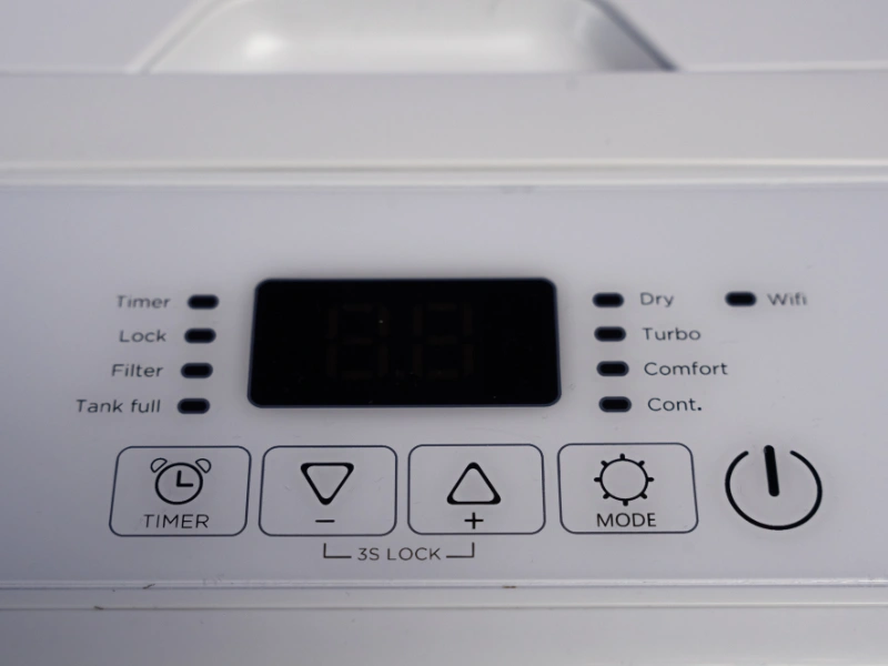 Osuszacz Warmtec ODT-25N - wyświetlacz