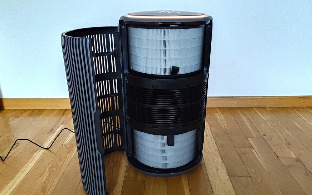 Otwarty oczyszczacz Philips AC3220/10 z filtrami. Materiały własne Ranking-Oczyszczaczy.pl